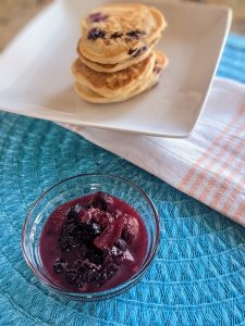 simple mixed berry compote
